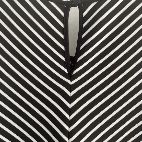 Casual and fun black and white zebra dress - Picture 7 of 7